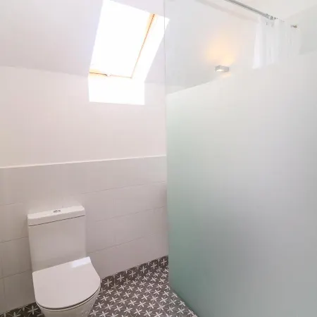 Old Village Barn * Woodford (Connacht)