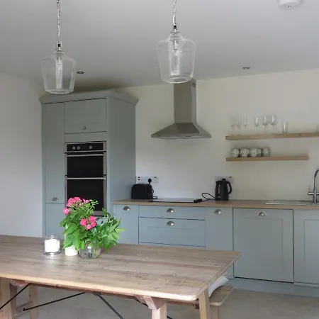 Old Village Barn بيت للعطل *