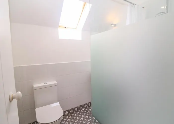 Old Village Barn * Woodford (Connacht)