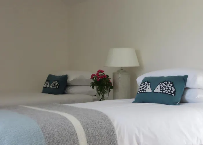 Old Village Barn * Woodford (Connacht)